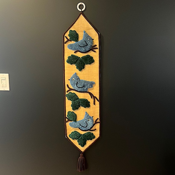 Other - VINTAGE three bird textile wall hanging